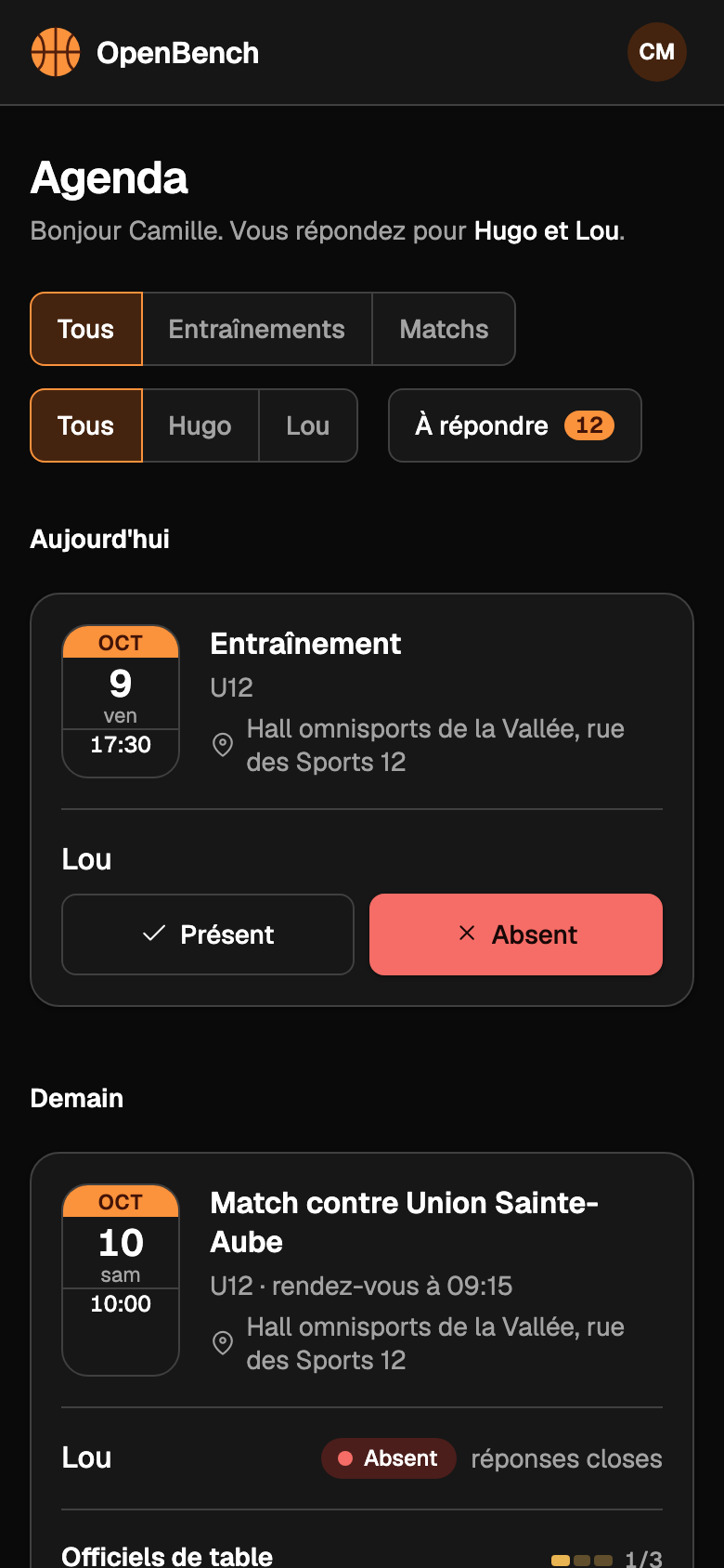 L'agenda d'un parent sur téléphone : l'entraînement du jour de Lou, avec les boutons Présent et Absent.